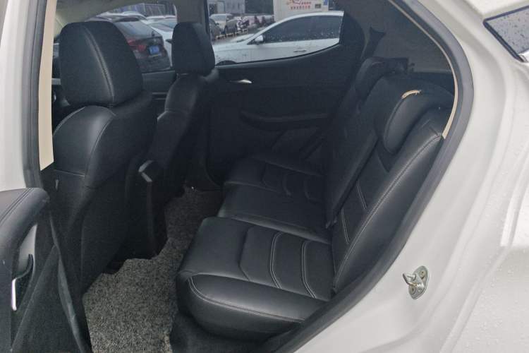 Used BYD Yuan New Energy 2019 EV535 Smart Connect Trendsetting Model Left Rear Seat