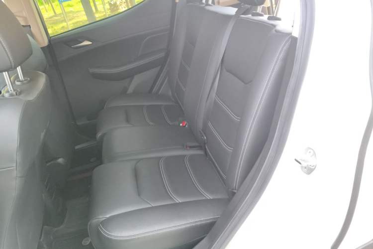 Used BYD Yuan New Energy 2019 EV535 Smart Connect Trendsetting Model Left Rear Seat