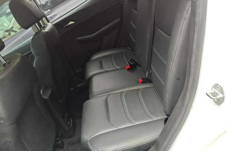 Used BYD Yuan New Energy 2019 EV360 Smart Connect Enjoyment Model Left Rear Seat