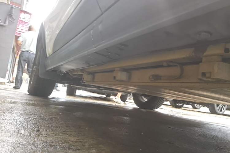 Used BYD Yuan New Energy 2019 EV360 Smart Connect Enjoyment Model Left Side Sill