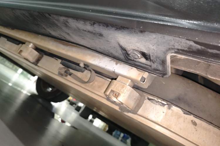 Used BYD Yuan New Energy 2019 EV535 Smart Connect Trendsetting Model Left Side Sill