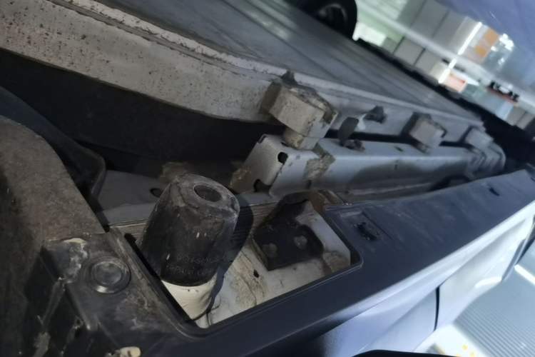 Used BYD Yuan New Energy 2019 EV535 Smart Connect Trendsetting Model Left Side Sill