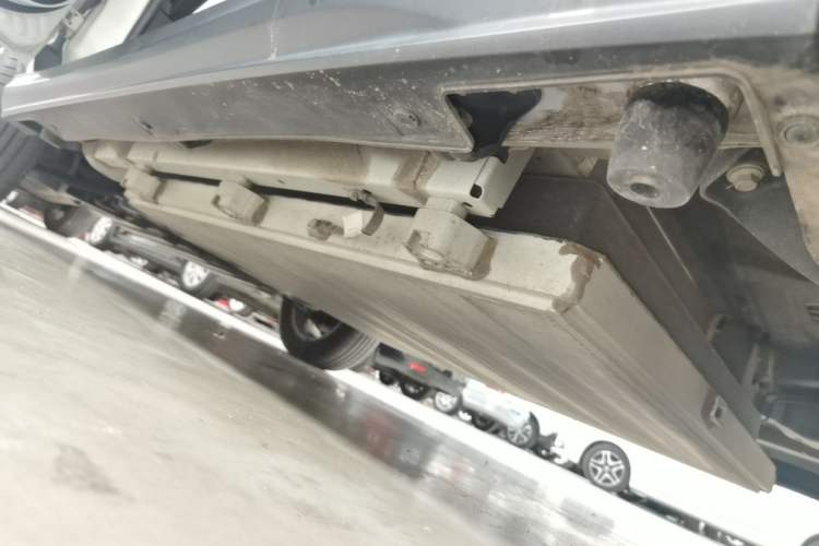 Used BYD Yuan New Energy 2019 EV360 Smart Connect Enjoyment Model Left Side Sill