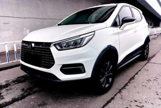 Używany BYD Yuan New Energy 2019 EV360 Smart Connect Luxurious Model