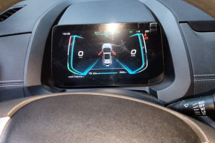 Used BYD Yuan New Energy 2019 EV535 Smart Connect Trendsetting Model Odometer Close Up
