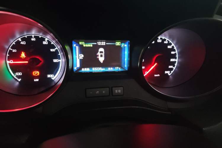 Used BYD Yuan New Energy 2019 EV360 Smart Connect Leading Model Odometer Close Up