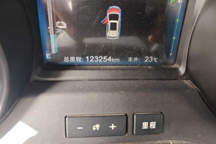 Used BYD Yuan New Energy 2019 EV360 Smart Connect Leading Model Odometer Close Up
