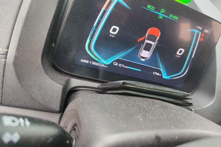 Used BYD Yuan New Energy 2019 EV360 Smart Connect Luxurious Model Odometer Close Up