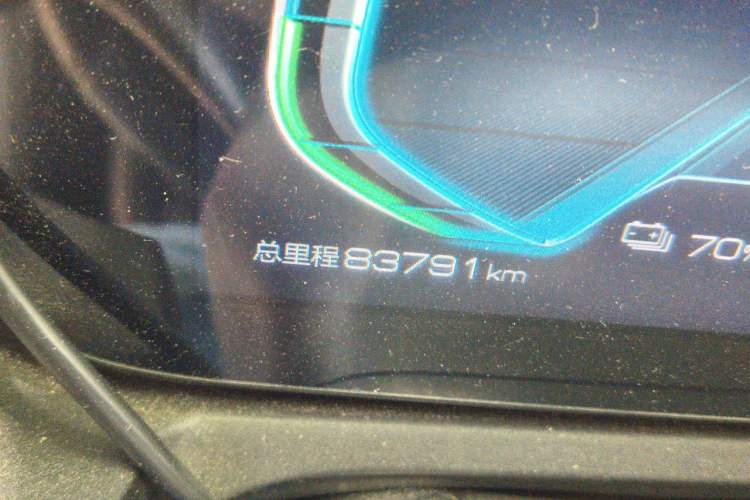 Used BYD Yuan New Energy 2019 EV535 Smart Connect Trendsetting Model Odometer Close Up