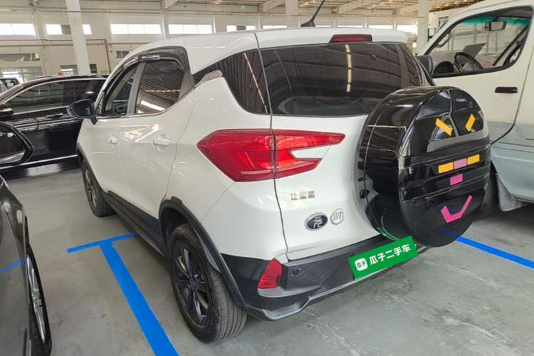 Used BYD Yuan New Energy 2019 EV535 Smart Connect Trendsetting Model Rear Left 45 Deg