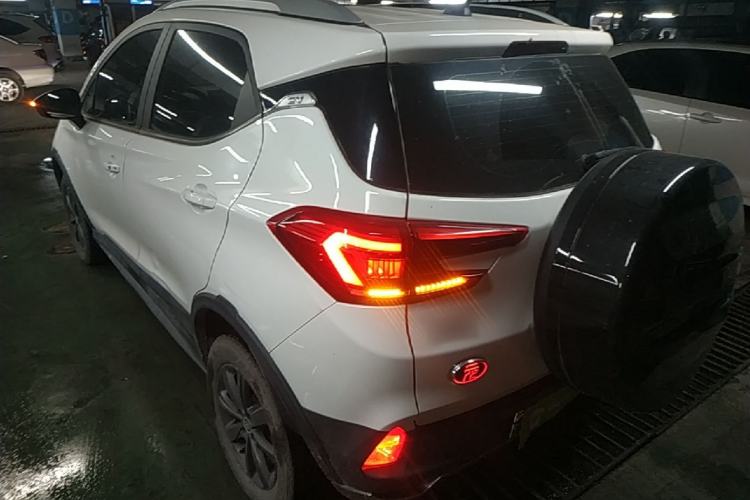 Used BYD Yuan New Energy 2019 EV360 Smart Connect Enjoyment Model Rear Left 45 Deg
