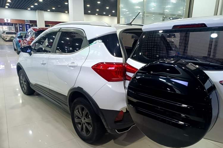 Used BYD Yuan New Energy 2019 EV360 Smart Connect Enjoyment Model Rear Left 45 Deg