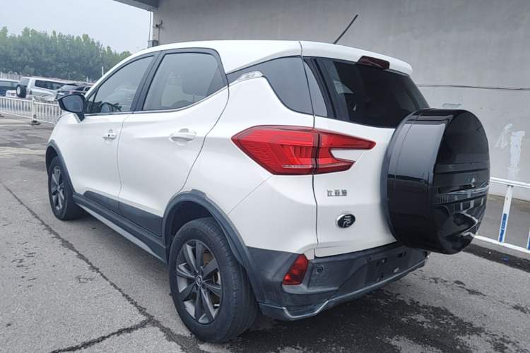 Used BYD Yuan New Energy 2019 EV360 Smart Connect Luxurious Model Rear Left 45 Deg