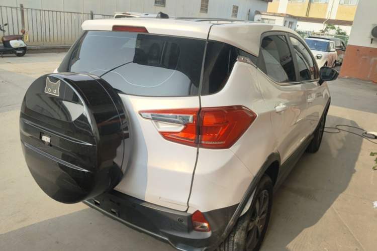 Used BYD Yuan New Energy 2019 EV535 Smart Connect Trendsetting Model Rear Right 45 Deg