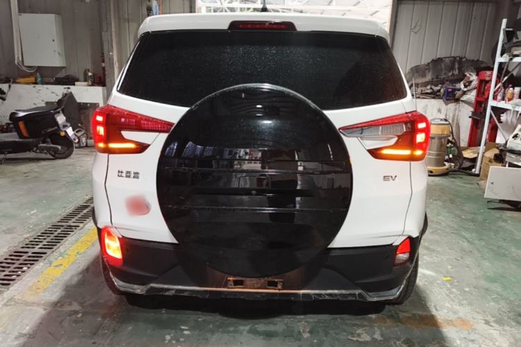 Used BYD Yuan New Energy 2019 EV535 Smart Connect Trendsetting Model Rear