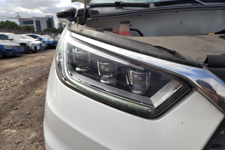 Used BYD Yuan New Energy 2019 EV360 Smart Connect Enjoyment Model Right Front Headlight