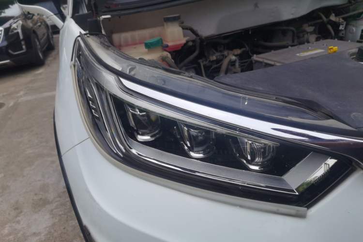 Used BYD Yuan New Energy 2019 EV535 High-Energy Leading Edition Right Front Headlight