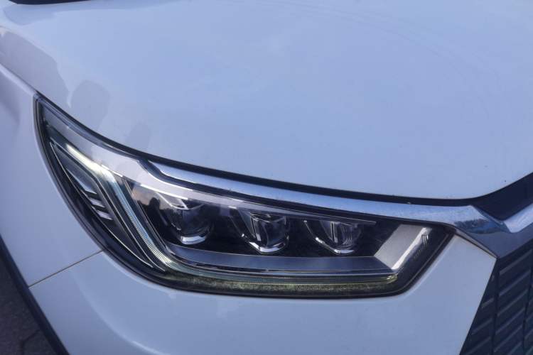 Used BYD Yuan New Energy 2019 EV360 Smart Connect Enjoyment Model Right Front Headlight