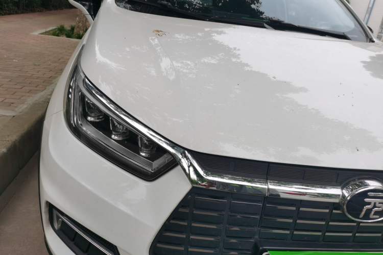 Used BYD Yuan New Energy 2019 EV535 Smart Connect Trendsetting Model Right Front Headlight