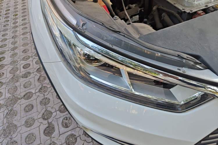 Used BYD Yuan New Energy 2019 EV360 Smart Connect Leading Model Right Front Headlight