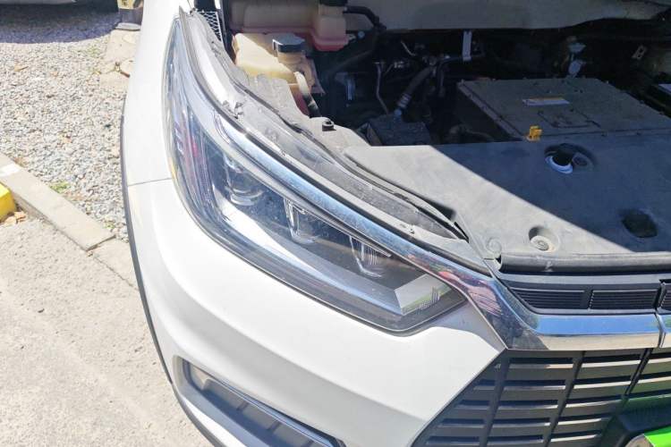 Used BYD Yuan New Energy 2019 EV535 Smart Connect Elite Model Right Front Headlight