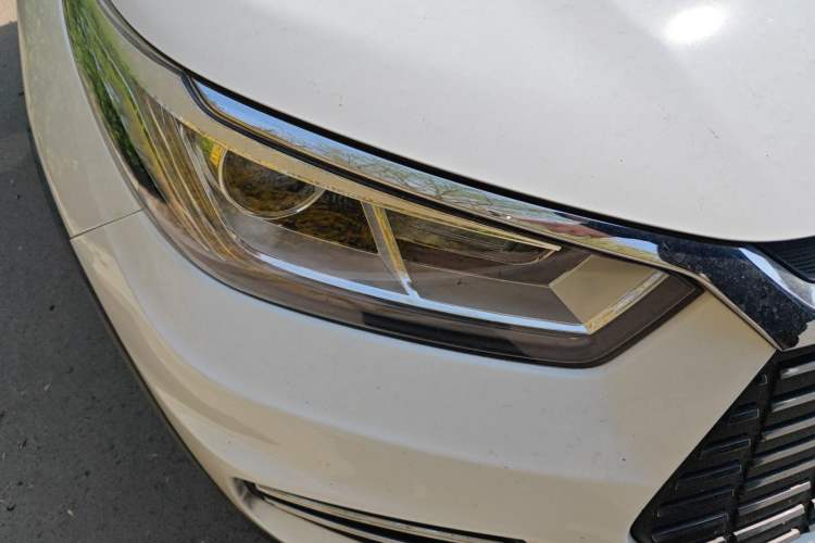 Used BYD Yuan New Energy 2019 EV360 Smart Connect Leading Model Right Front Headlight