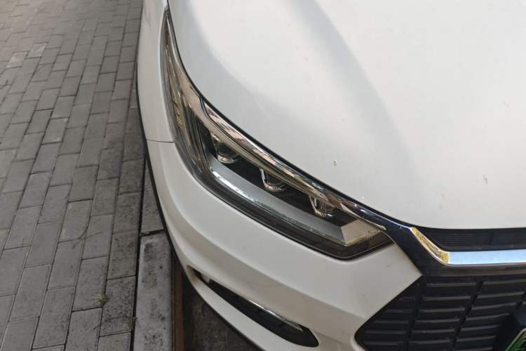 Used BYD Yuan New Energy 2019 EV535 Smart Connect Elite Model Right Front Headlight