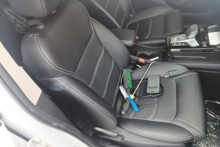 Used BYD Yuan New Energy 2019 EV535 Smart Connect Trendsetting Model Right Front Seat