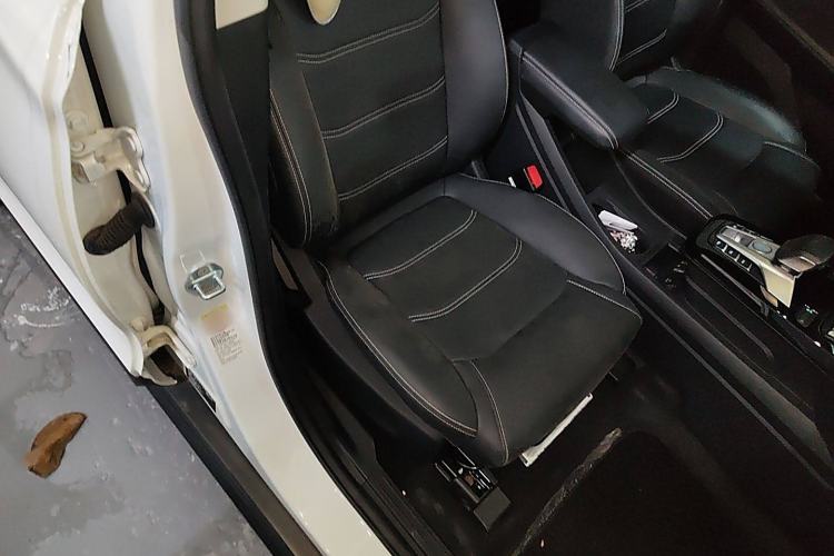 Used BYD Yuan New Energy 2019 EV360 Smart Connect Enjoyment Model Right Front Seat