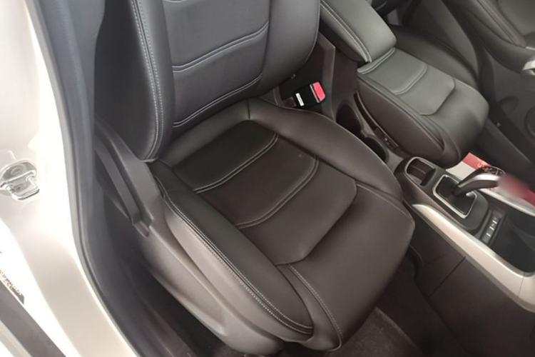 Used BYD Yuan New Energy 2019 EV360 Smart Connect Leading Model Right Front Seat