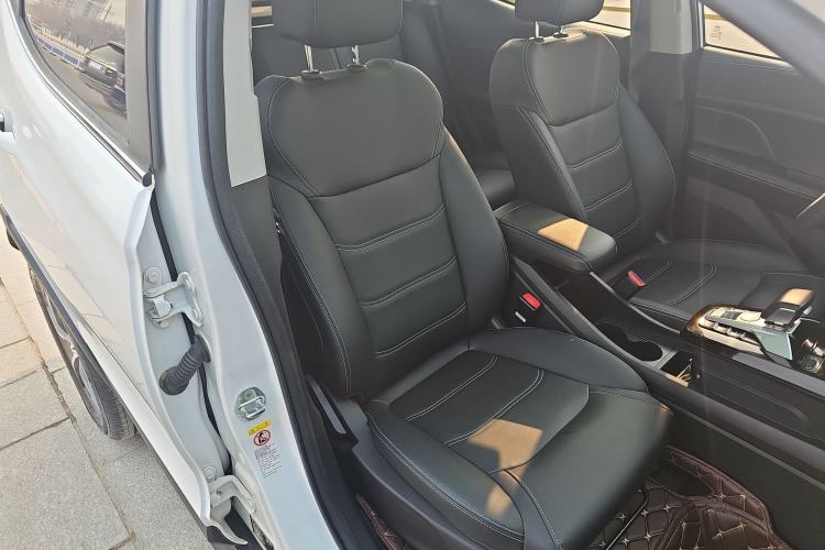 Used BYD Yuan New Energy 2019 EV535 High-Energy Leading Edition Right Front Seat