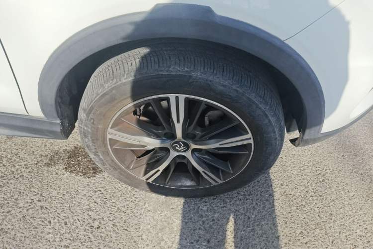 Used BYD Yuan New Energy 2019 EV535 High-Energy Leading Edition Right Front Wheel Hub