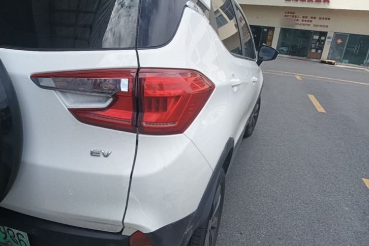 Used BYD Yuan New Energy 2019 EV535 Smart Connect Trendsetting Model Right Rear Taillight