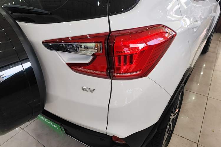 Used BYD Yuan New Energy 2019 EV535 High-Energy Leading Edition Right Rear Taillight