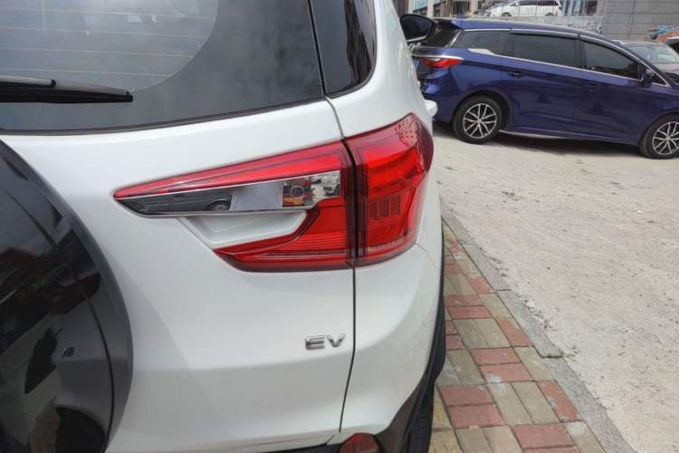 Used BYD Yuan New Energy 2019 EV535 High-Energy Leading Edition Right Rear Taillight