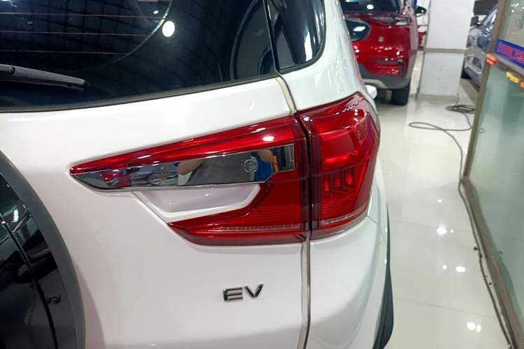 Used BYD Yuan New Energy 2019 EV360 Smart Connect Enjoyment Model Right Rear Taillight