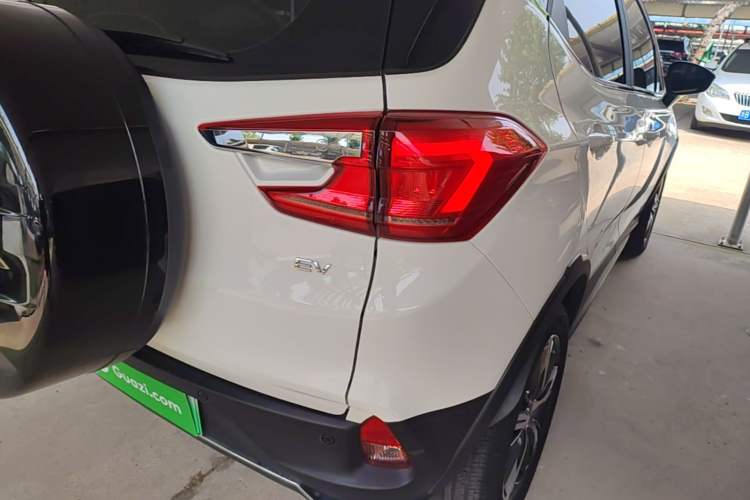 Used BYD Yuan New Energy 2019 EV535 High-Energy Leading Edition Right Rear Taillight
