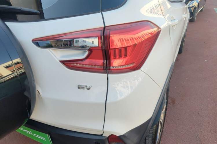 Used BYD Yuan New Energy 2019 EV535 High-Energy Leading Edition Right Rear Taillight