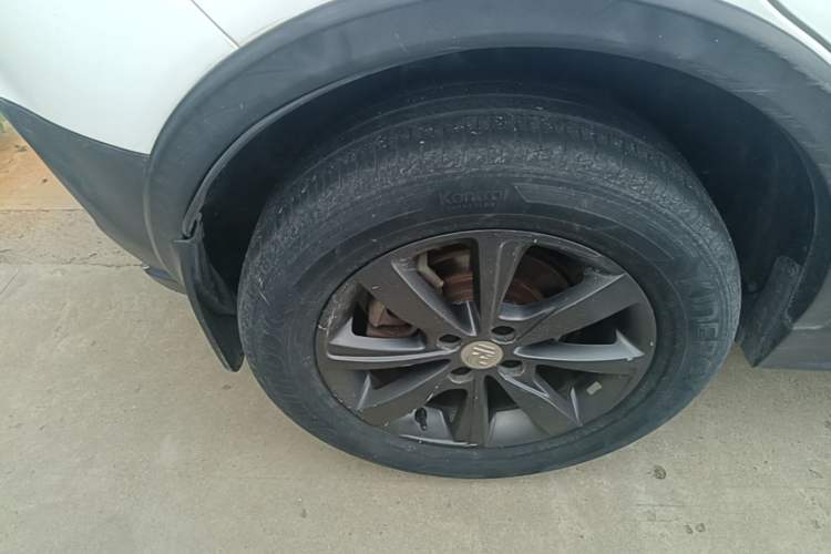 Used BYD Yuan New Energy 2019 EV360 Smart Connect Leading Model Right Rear Wheel Hub