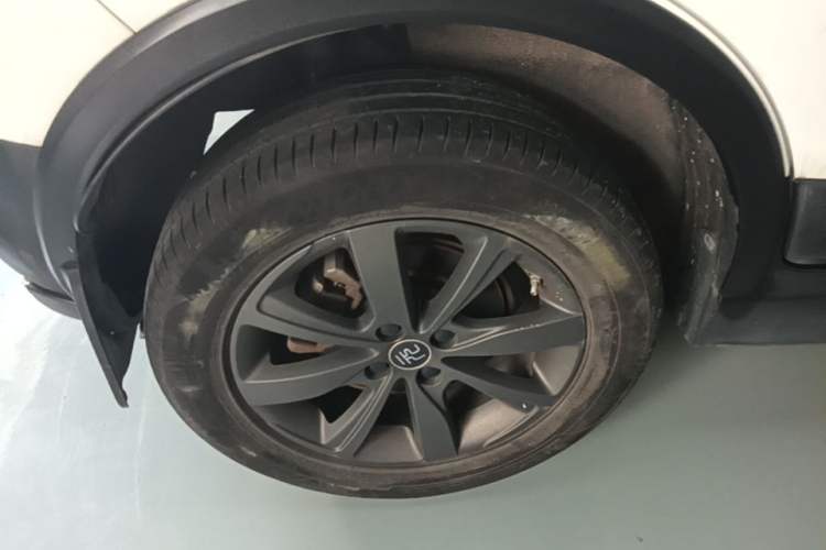 Used BYD Yuan New Energy 2019 EV360 Smart Connect Enjoyment Model Right Rear Wheel Hub