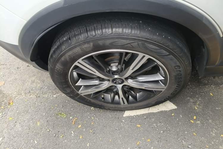Used BYD Yuan New Energy 2019 EV535 High-Energy Leading Edition Right Rear Wheel Hub