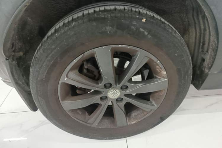 Used BYD Yuan New Energy 2019 EV360 Smart Connect Leading Model Right Rear Wheel Hub
