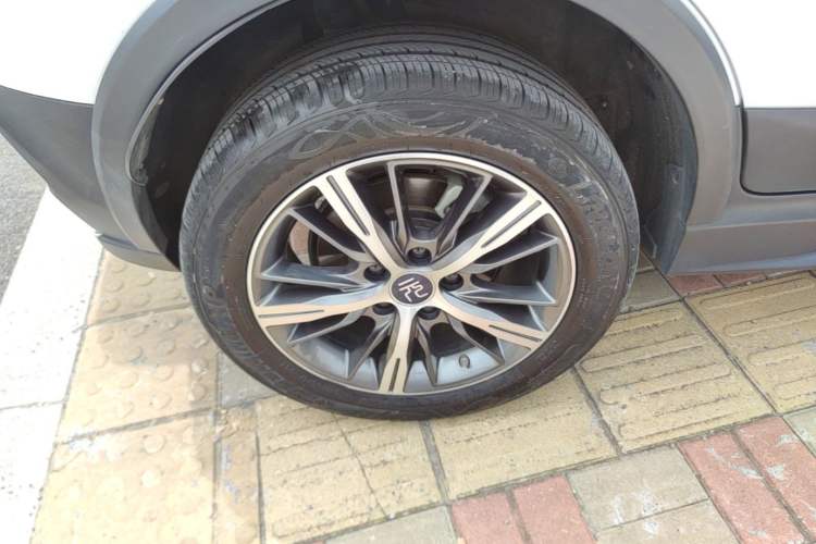 Used BYD Yuan New Energy 2019 EV535 High-Energy Leading Edition Right Rear Wheel Hub