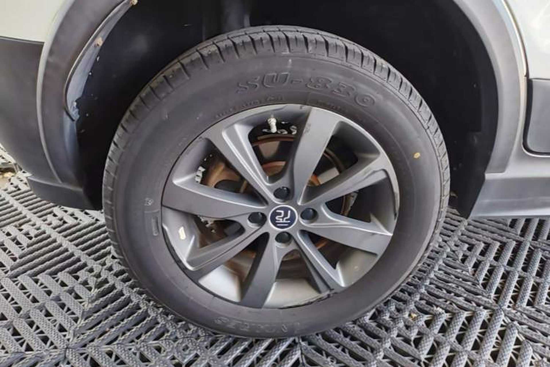 Used BYD Yuan New Energy 2019 EV535 Smart Connect Trendsetting Model Right Rear Wheel Hub