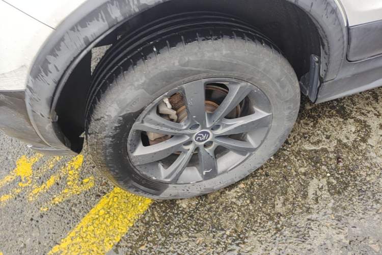 Used BYD Yuan New Energy 2019 EV535 Smart Connect Trendsetting Model Right Rear Wheel Hub