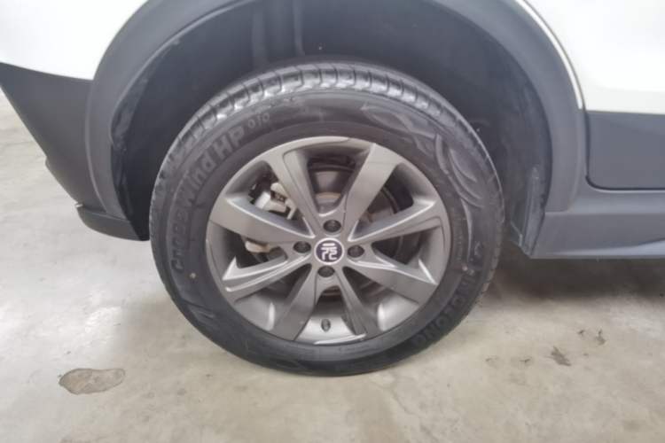 Used BYD Yuan New Energy 2019 EV360 Smart Connect Enjoyment Model Right Rear Wheel Hub