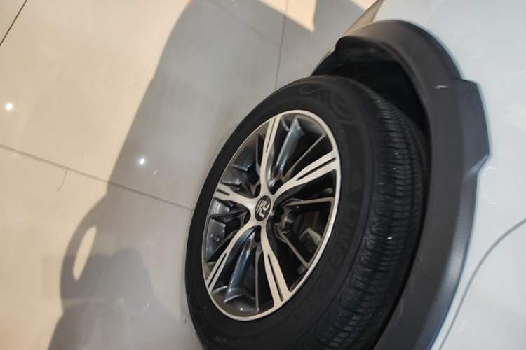 Used BYD Yuan New Energy 2019 EV535 High-Energy Leading Edition Right Rear Wheel Hub