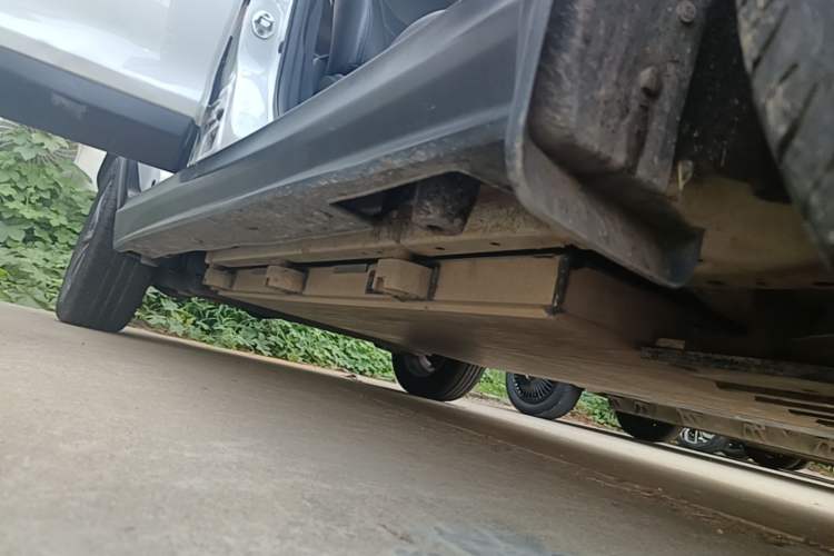 Used BYD Yuan New Energy 2019 EV360 Smart Connect Leading Model Right Side Sill