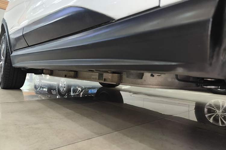 Used BYD Yuan New Energy 2019 EV535 High-Energy Leading Edition Right Side Sill