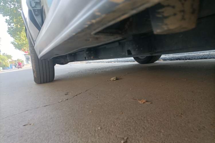 Used BYD Yuan New Energy 2019 EV535 Smart Connect Trendsetting Model Right Side Sill